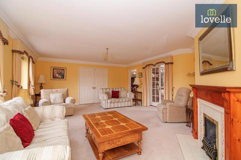 4 bedroom detached house for sale, Camargue Avenue, Waltham DN37