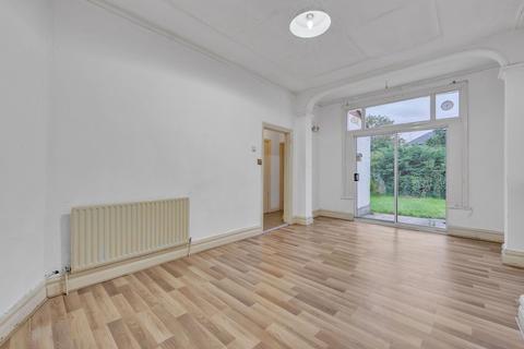 3a Thorverton Road, London, NW2 1RE