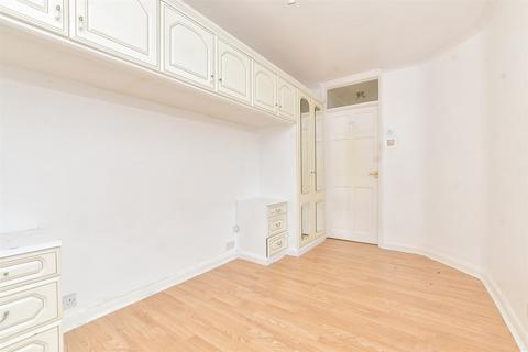 Flat 7, 68 Mulgrave Road, Belmont, Sutton, SM2 6LX