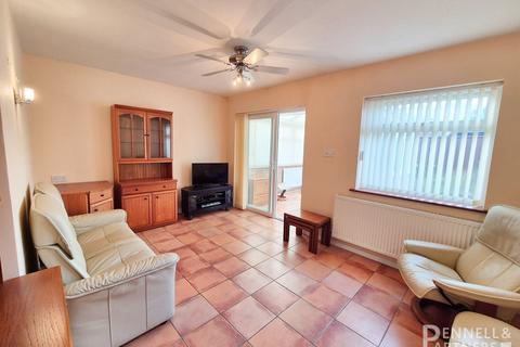 2 bedroom detached bungalow for sale, Kingfisher Road, Peterborough PE7