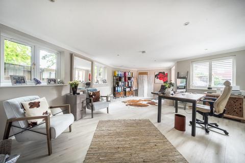 29 Churchfields, Kingsley, Bordon, GU35 9PJ