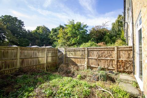 2 bedroom terraced house for sale, The Covert, Fox Hill, London, SE19