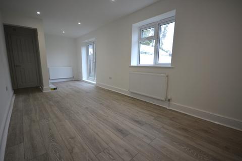 undefined, Hainault Grove, CM1