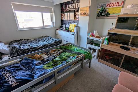 40 Cedar Road, Grays, RM16 4SX