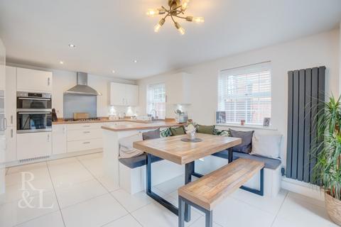 4 bedroom detached house for sale, Potters Way, Measham