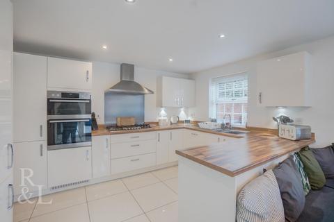 4 bedroom detached house for sale, Potters Way, Measham