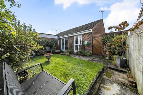 1 bedroom bungalow for sale, Sambourne Gardens, Warminster, BA12