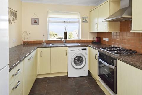 2 bedroom detached bungalow for sale, Shearwater Avenue, Whitstable