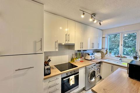 2 bedroom flat for sale, Lower Warberry Road, Torquay, TQ1 1TR