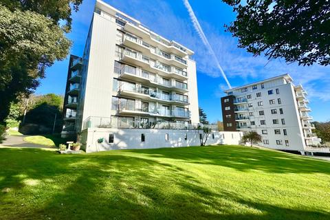 2 bedroom flat for sale, Lower Warberry Road, Torquay, TQ1 1TR