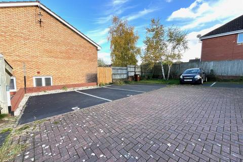 1 bedroom flat for sale, Truro Close, Rugeley