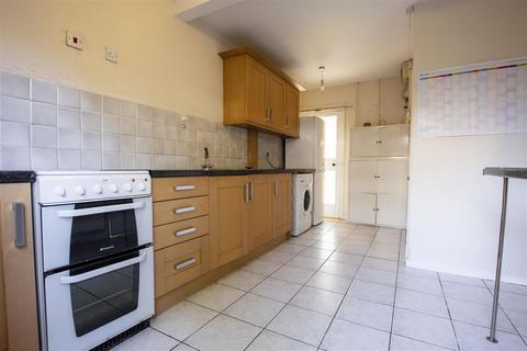 3 bedroom house to rent, Fladbury Crescent, Birmingham B29