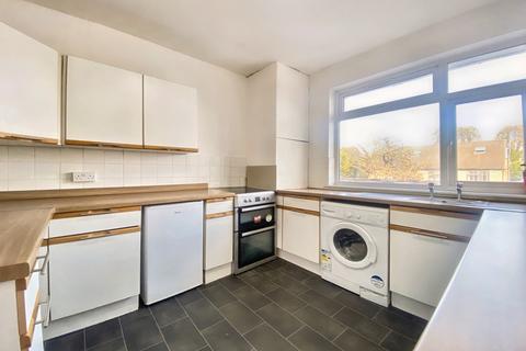 2 bedroom flat to rent, A Denham Parade, Oxford Road, Uxbridge, Greater London