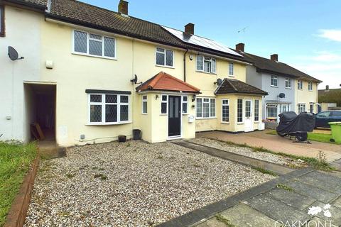 4 Plashet Gardens, Brentwood, CM13 2BS
