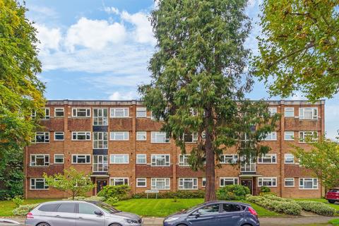 2 bedroom apartment to rent, Lovelace Road, Surbiton KT6