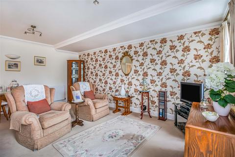 2 bedroom flat for sale, Lindsay Road, Poole