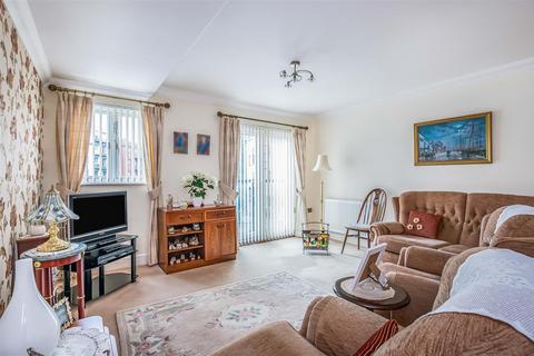 2 bedroom flat for sale, Lindsay Road, Poole