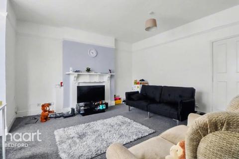 1 bedroom apartment to rent, St Georges Road, Bedford