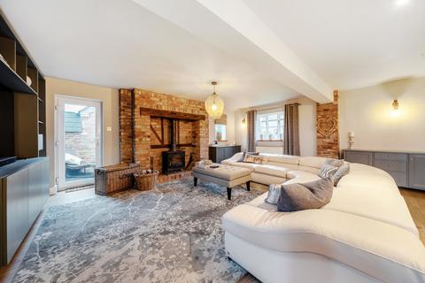 4 bedroom barn conversion for sale, Hunt House Barns, Frith Common