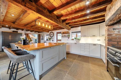 4 bedroom barn conversion for sale, Hunt House Barns, Frith Common