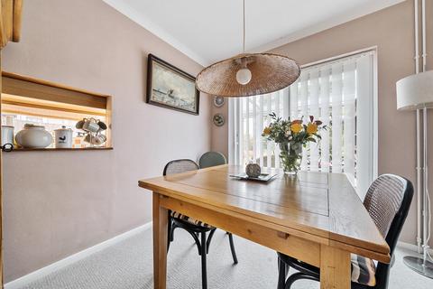 20 Darent Mead, Sutton At Hone, Dartford, DA4 9EH