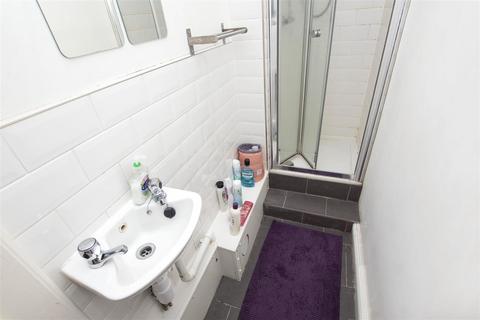 5 bedroom apartment to rent, George Road, Birmingham B29