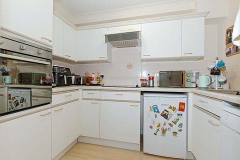 2 bedroom retirement property for sale, Holland Road, Hove