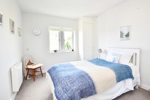 2 bedroom apartment for sale, Oak Tree Lodge, Harlow Manor Park, Harrogate