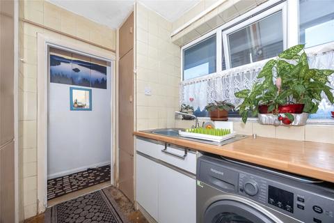 2 bedroom flat for sale, Brighton Road, Lancing, West Sussex, BN15