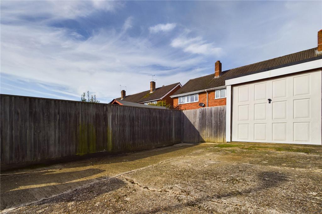 Garage &amp; Parking