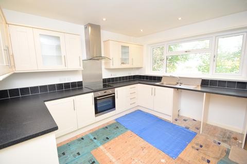 2 bedroom semi-detached house for sale, Manor Road, Keighley BD20