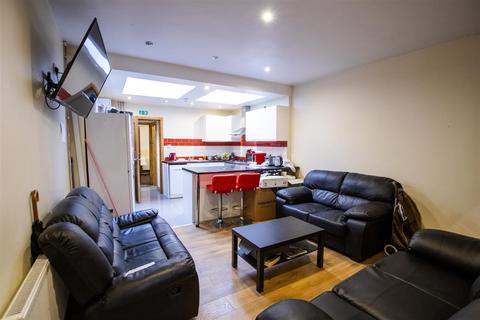 6 bedroom house to rent, Tiverton Road, Birmingham B29