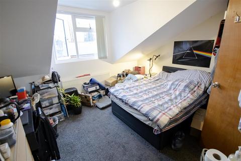 6 bedroom house to rent, Tiverton Road, Birmingham B29