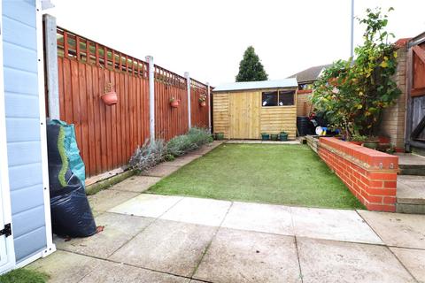 2 bedroom end of terrace house for sale, Ferguson Avenue, Gravesend, Kent, DA12