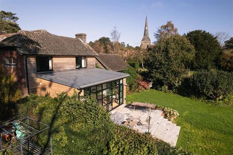 5 bedroom detached house for sale, North Lane, West Hoathly