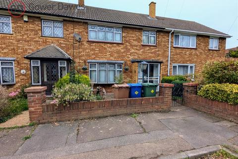 3 bedroom terraced house for sale, St Francis Way, Chadwell St.Mary