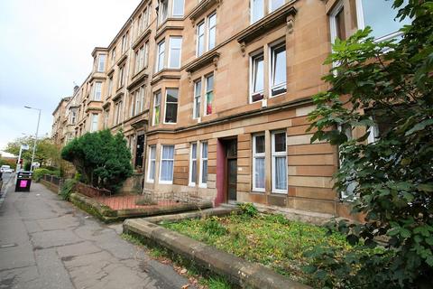 3 bedroom apartment to rent - Queen Margaret Drive, GLASGOW G20