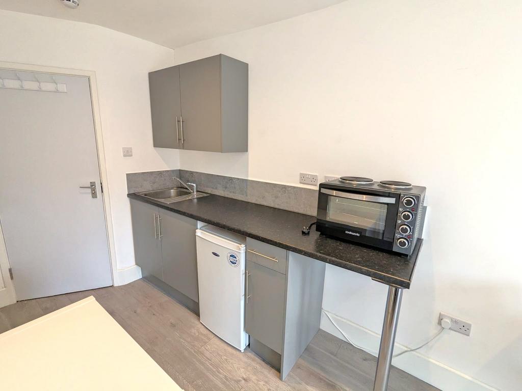 Apartment in London, Willesden Green, Harlesden - View 4