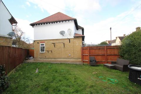 2 bedroom end of terrace house for sale, Peartree Avenue, West Drayton