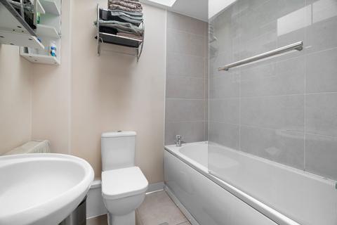 30 Trinity Way, Papworth Everard, Cambridge, CB23 3AR
