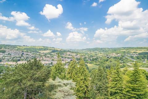 3 bedroom apartment for sale, Trossachs Drive, Bath
