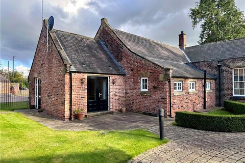 2 bedroom bungalow for sale, Springfield Lodge, Stokesley, Middlesbrough, North Yorkshire