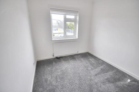 70 Broomfield, Benfleet, SS7 2SW