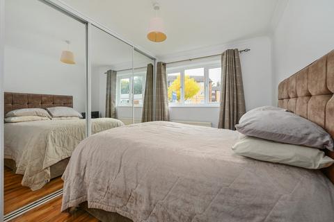 2 bedroom apartment for sale, Cambridge Road, Sandhurst GU47