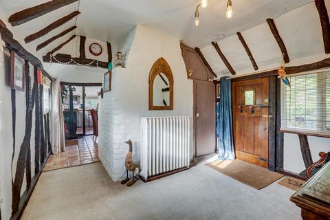 3 bedroom cottage for sale, Surrey Lane, Tiptree