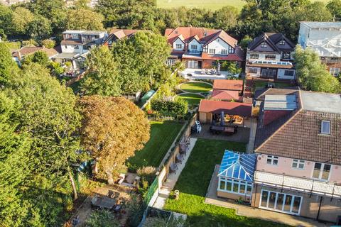 6 bedroom semi-detached house for sale, Tentelow Lane, Southall