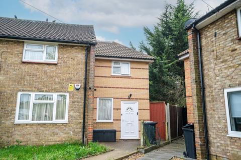 3 bedroom end of terrace house for sale, Boundary Close, Norwood Green