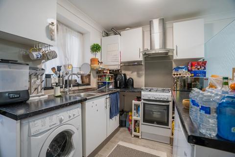 3 bedroom end of terrace house for sale, Boundary Close, Norwood Green