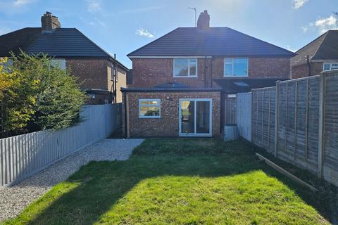 3 bedroom semi-detached house for sale, Newport Avenue, Melton Mowbray