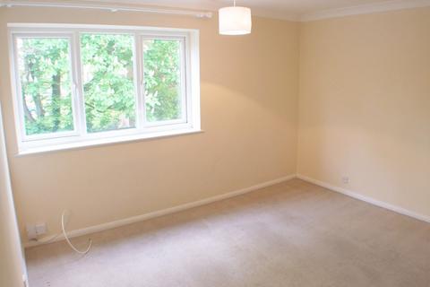 2 bedroom flat for sale, Langley Road, Watford